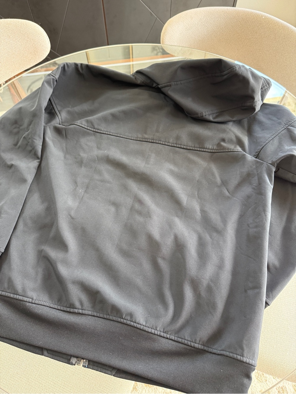 Nixon Black Softshell Jacket with Bright Blue Fleece Lining - Picture 4 of 4